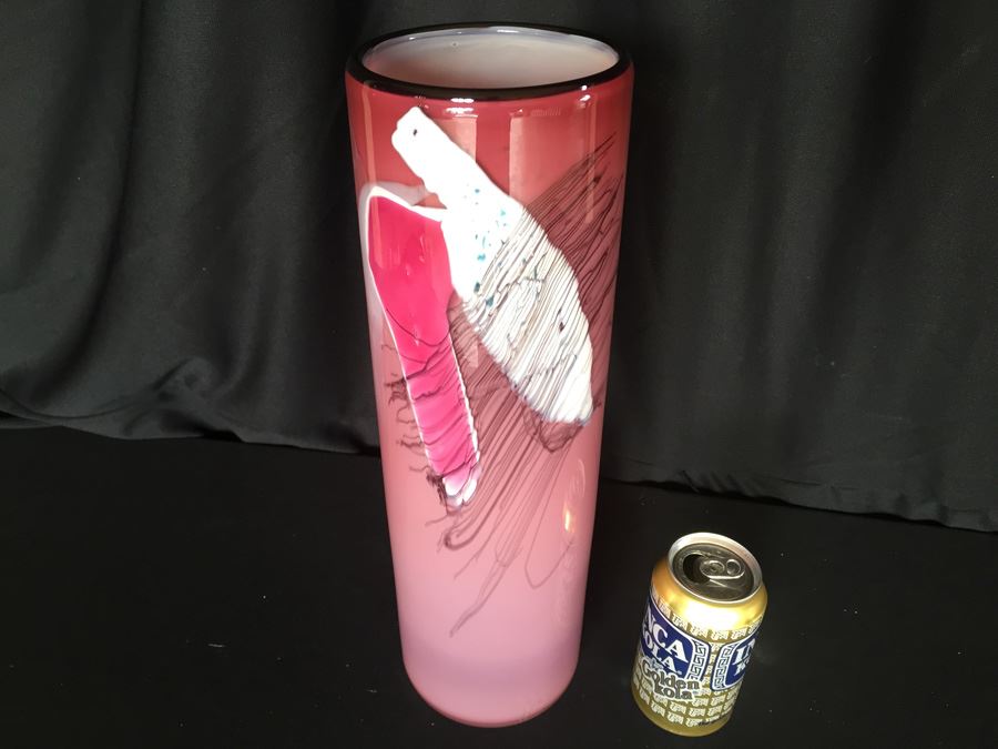 Large Pink Art Glass Vase [Photo 4]