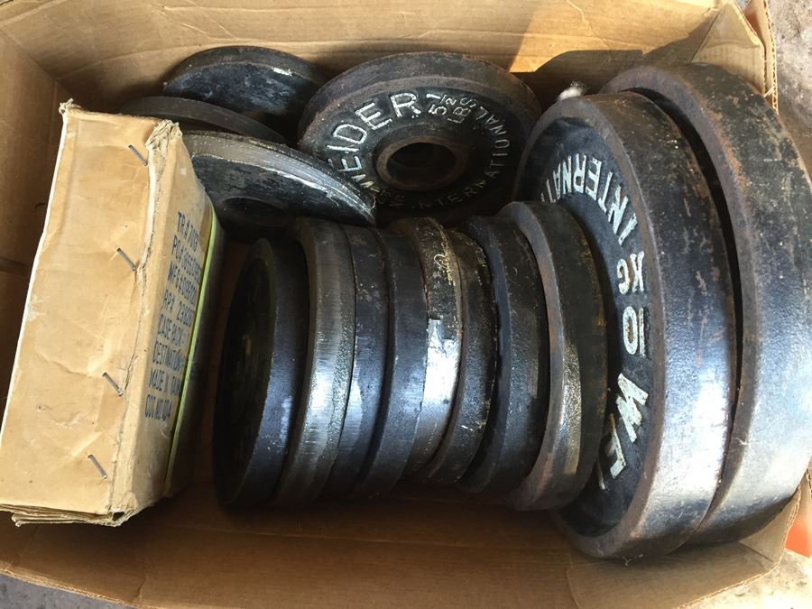 Large Set Of Weider International Barbell Weights [Photo 6]