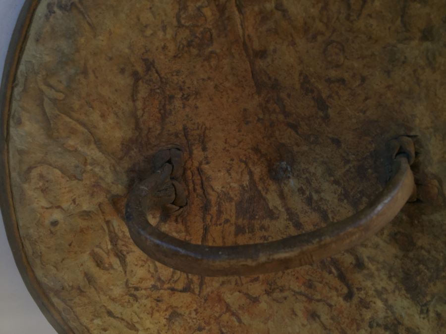 Small Primitive Shield [Photo 6]