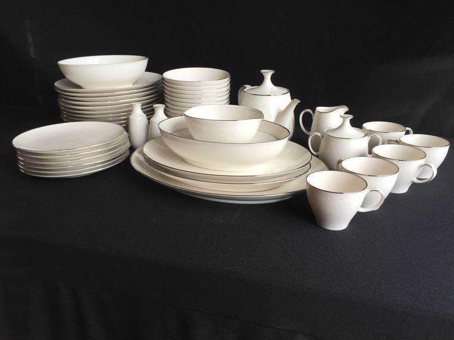 Large Set Of Noritake Ivory China Lorelei [Photo 6]