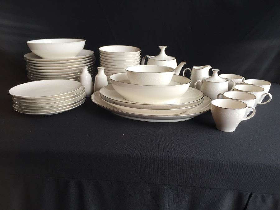 Large Set Of Noritake Ivory China Lorelei [Photo 4]