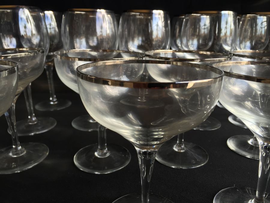 Lenox Gold Rimmed Glass Stemware 32 Glasses [Photo 6]