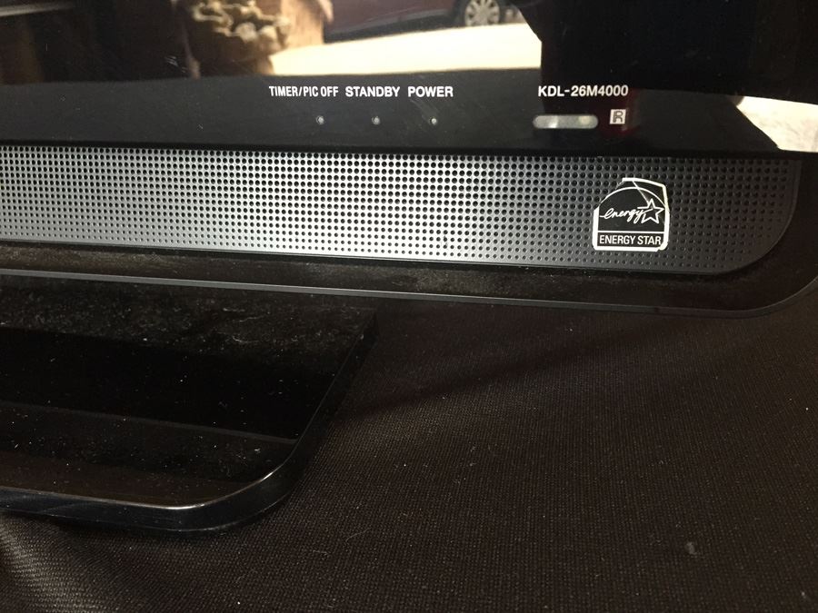 Sony Bravia M-Series KDL-26M4000 26-Inch 720p LCD HDTV [Photo 8]