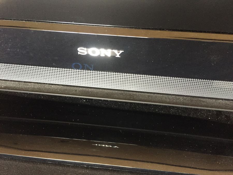 Sony Bravia M-Series KDL-26M4000 26-Inch 720p LCD HDTV [Photo 6]