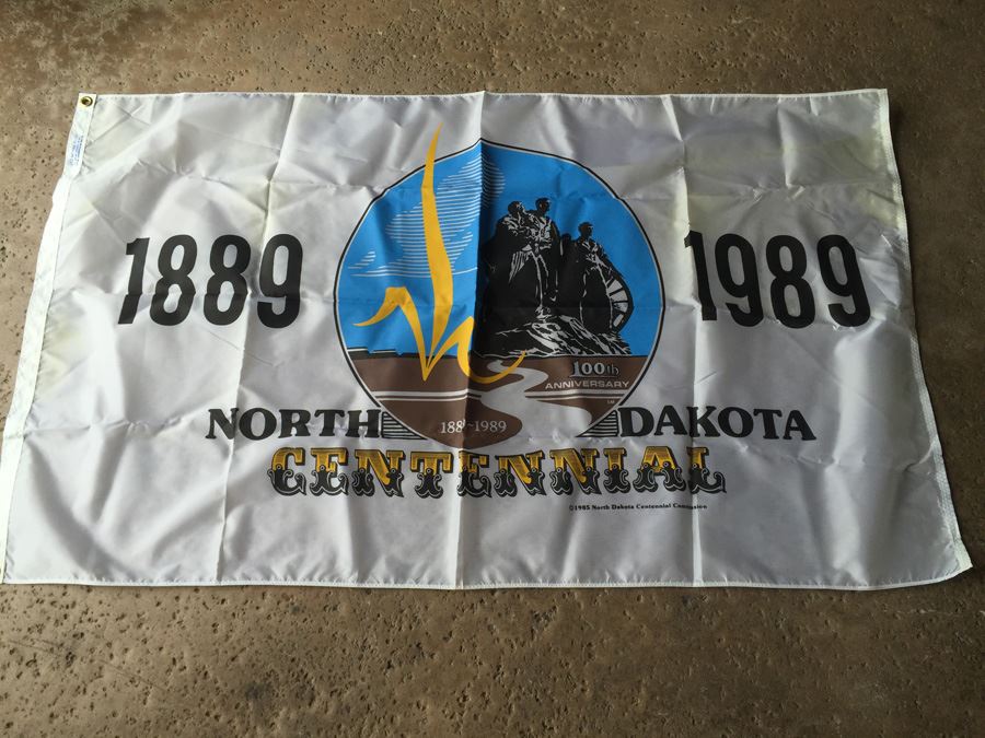 North Dakota 1989 Centennial 100th Anniversary Flag [Photo 1]