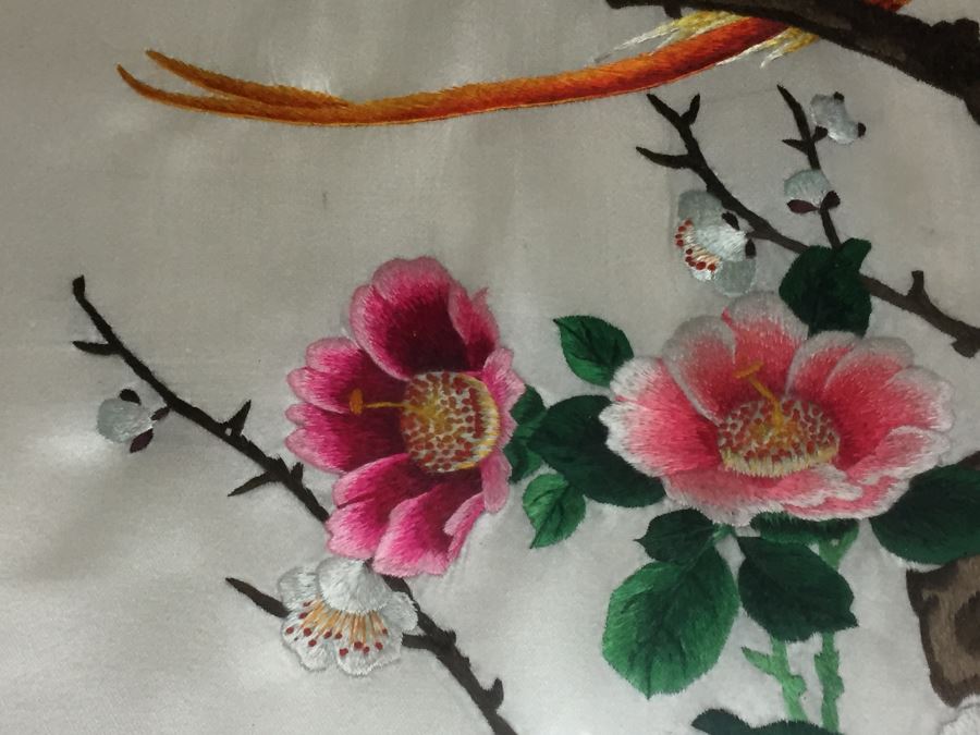 Pair Of Vintage Framed Chinese Silk Embroideries Hand Made [Photo 19]