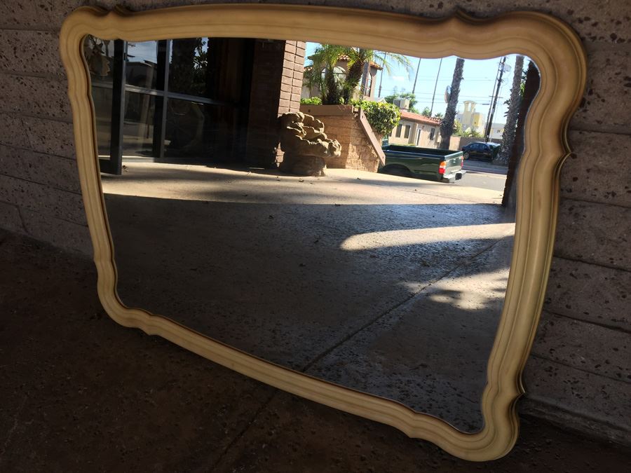 French Provencial Style Mirror (Frame Is Plastic) [Photo 5]