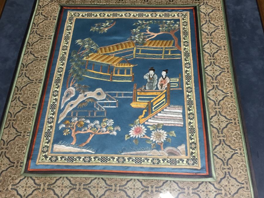 Framed Asian Silk Embroidery [Photo 4]