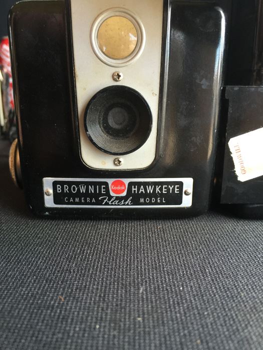 Vintage Camera Lot [Photo 17]