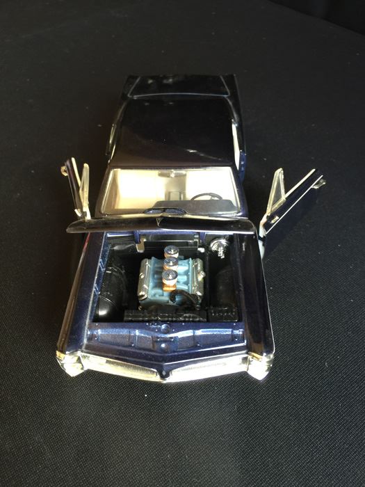 1966 Pontiac GTO 1/18 ERTL Collectible [Photo 9]