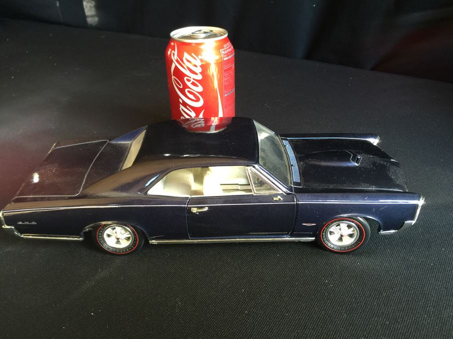 1966 Pontiac GTO 1/18 ERTL Collectible [Photo 6]