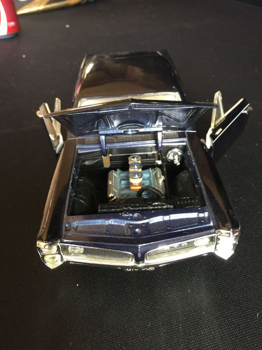 1966 Pontiac GTO 1/18 ERTL Collectible [Photo 8]