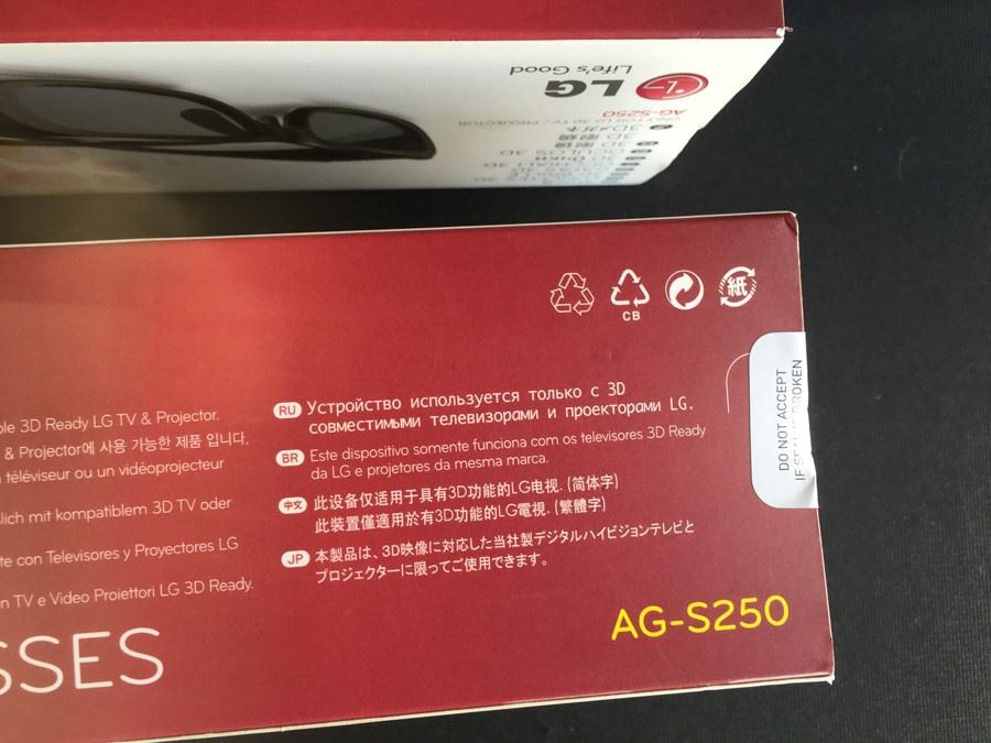 LG AG-S250 3D Active Shutter Glasses for 2011 LG 3D Plasma HDTVs [Photo 5]