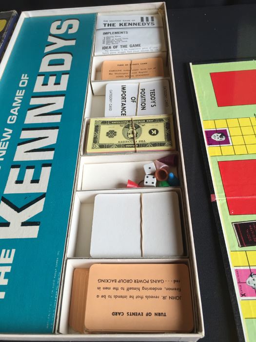 1962 The Kennedys Board Game [Photo 9]