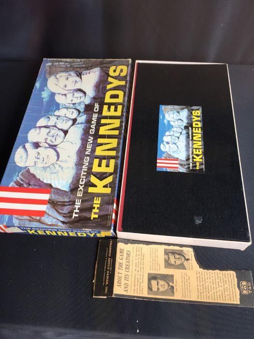 1962 The Kennedys Board Game [Photo 12]