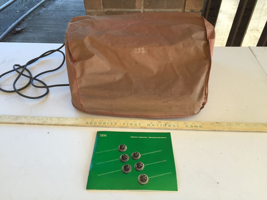 Vintage IBM Selectric Typewriter Lipstick Red With Manual And Dustcover Estimate $500 [Photo 4]