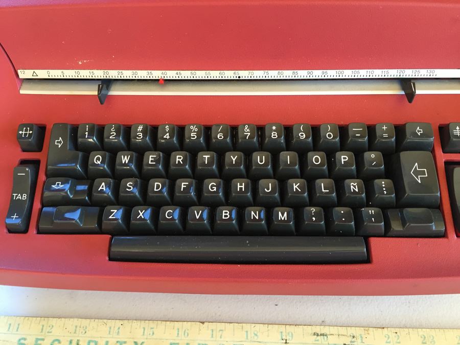 Vintage IBM Selectric Typewriter Lipstick Red With Manual And Dustcover Estimate $500 [Photo 8]