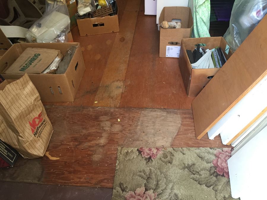 Large Metal Shipping Container 2 [Photo 14]