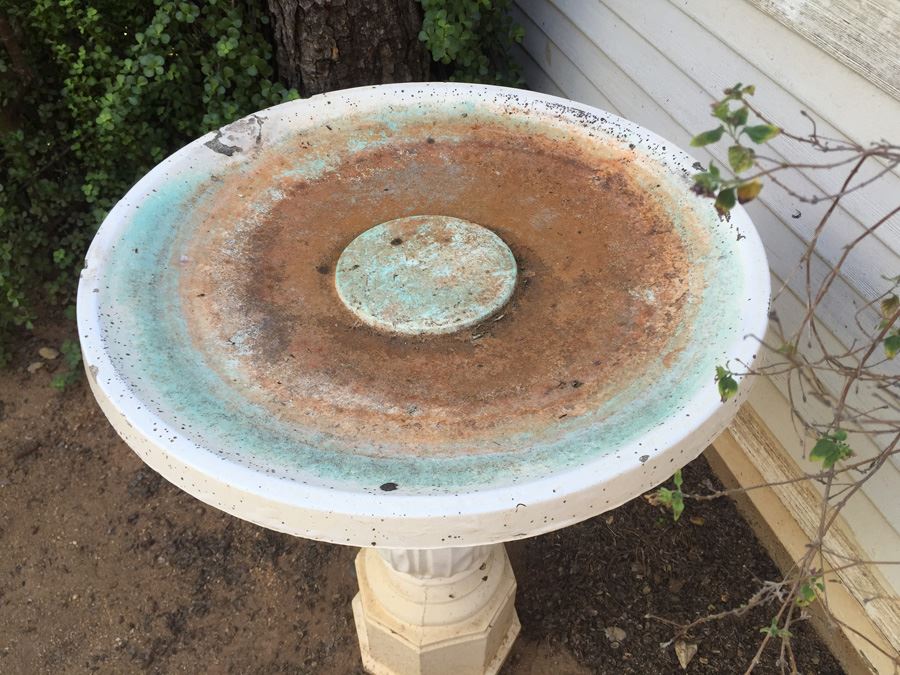 Vintage Bird Bath [Photo 2]