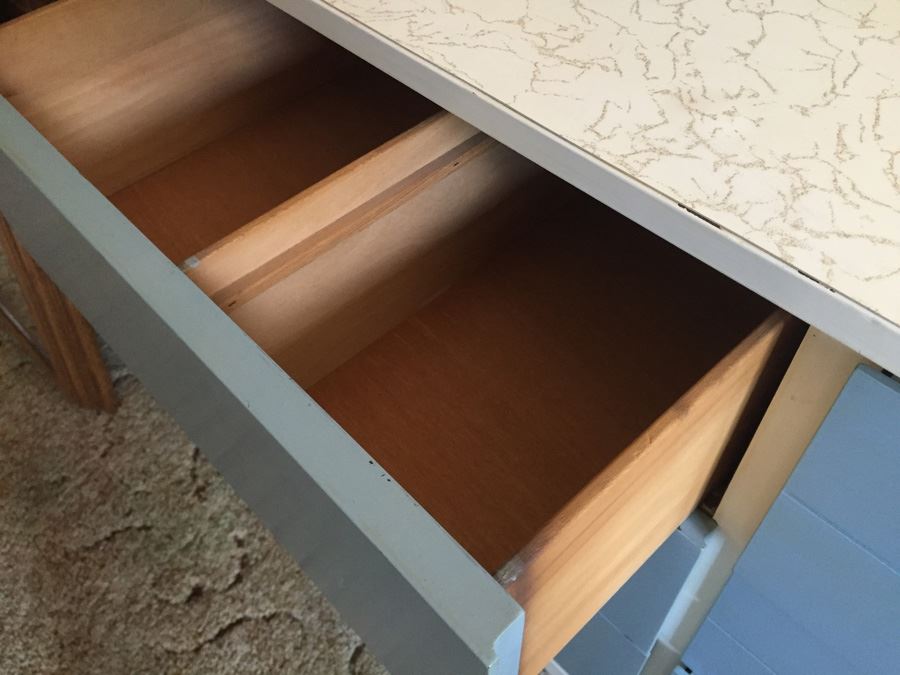 4-Piece Mid-Century Modern Blue Painted Bedroom Set [Photo 9]