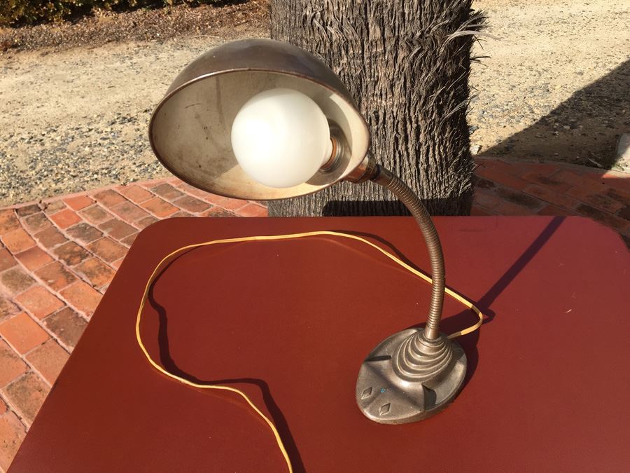 Vintage Industrial Gooseneck Metal Desk Lamp [Photo 6]