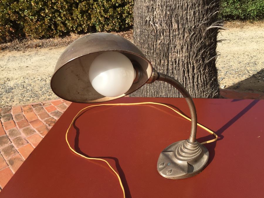 Vintage Industrial Gooseneck Metal Desk Lamp [Photo 7]