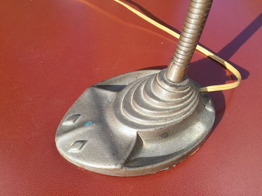 Vintage Industrial Gooseneck Metal Desk Lamp [Photo 3]