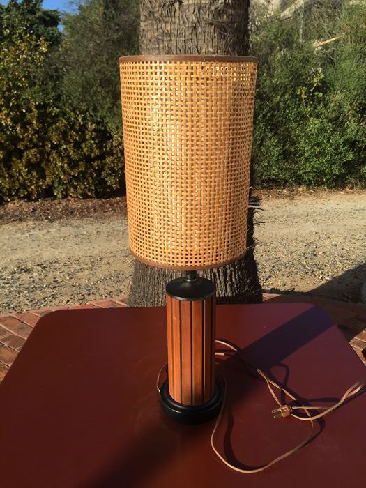 Mid-Century Desk Lamp [Photo 8]