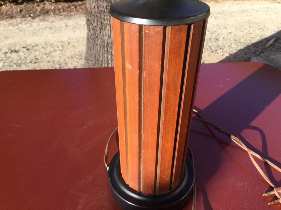 Mid-Century Desk Lamp [Photo 2]