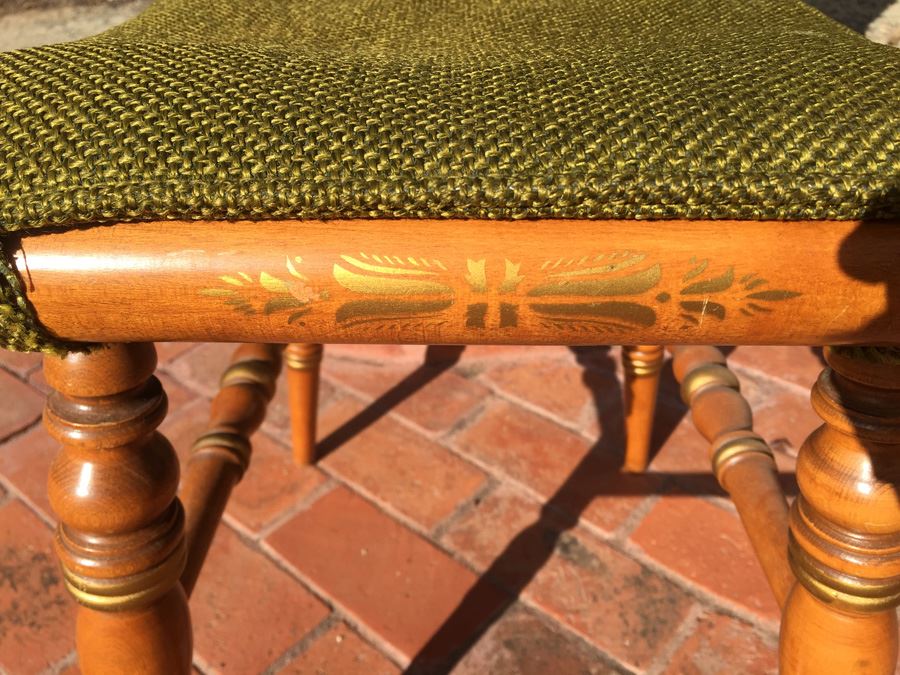 Early L.HITCHCOCK. HITCHCOCKS-VILLE. CONN. WARRANTED Maple Bench [Photo 5]