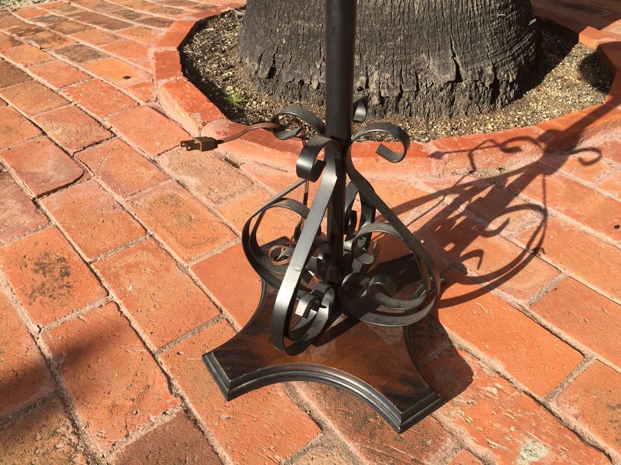 Vintage Floor Lamp [Photo 3]