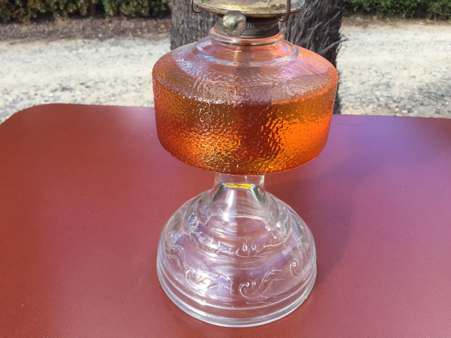Kerosene Lamp With Glass Chimney [Photo 6]