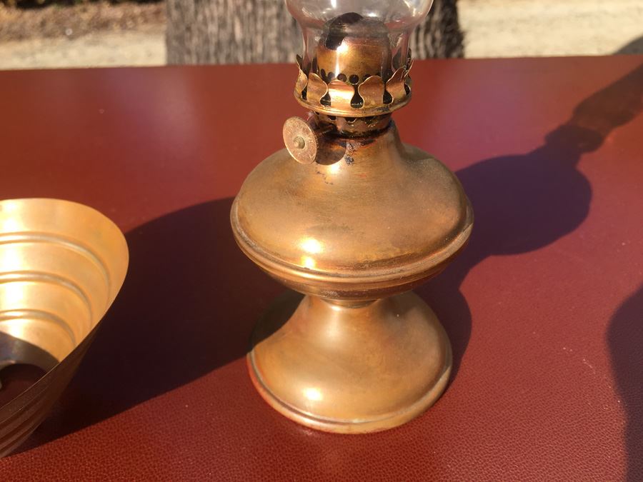 Copper Kerosen Lamp With Glass Chimney And Copper Shade [Photo 7]