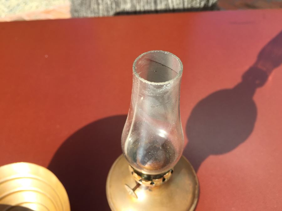 Copper Kerosen Lamp With Glass Chimney And Copper Shade [Photo 8]