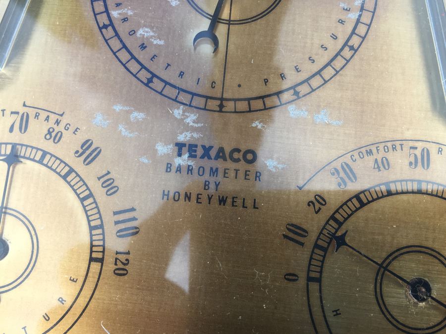Vintage TEXACO Advertising Barometer By Honeywell [Photo 3]