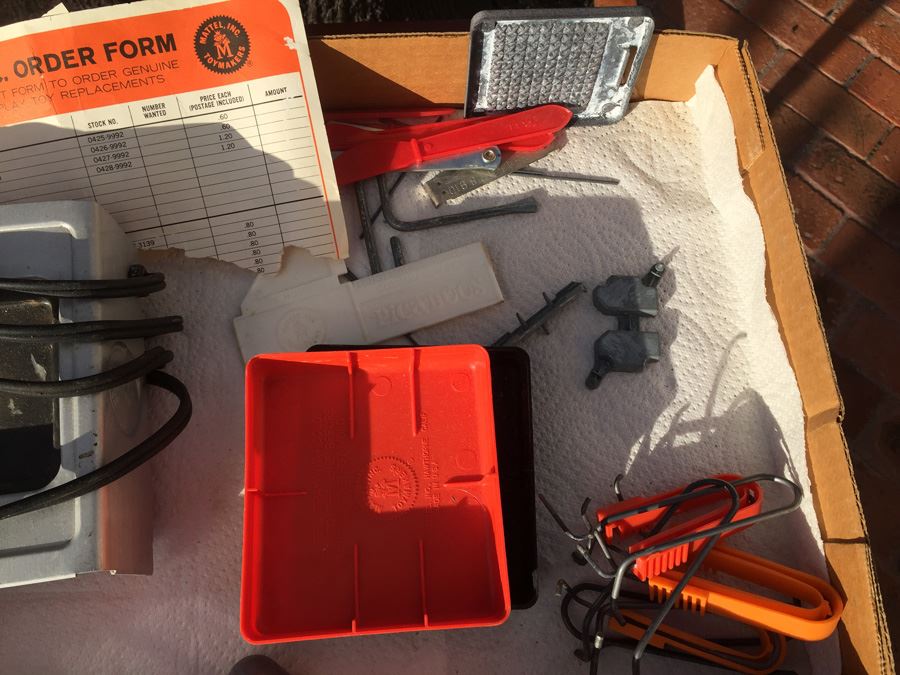 Huge Collection Of 1960's Mattel Toymakers Thingmaker Molds, Heating Unit & Tools [Photo 28]