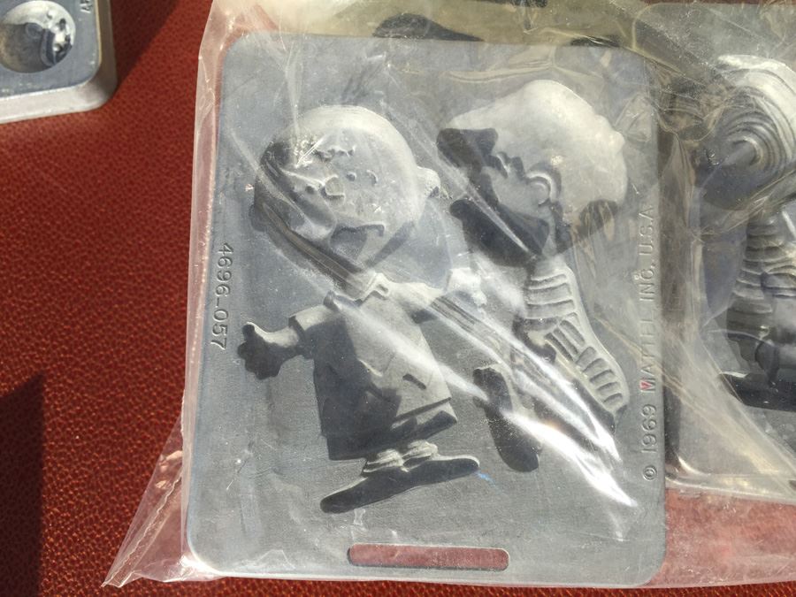 Huge Collection Of 1960's Mattel Toymakers Thingmaker Molds, Heating Unit & Tools [Photo 9]