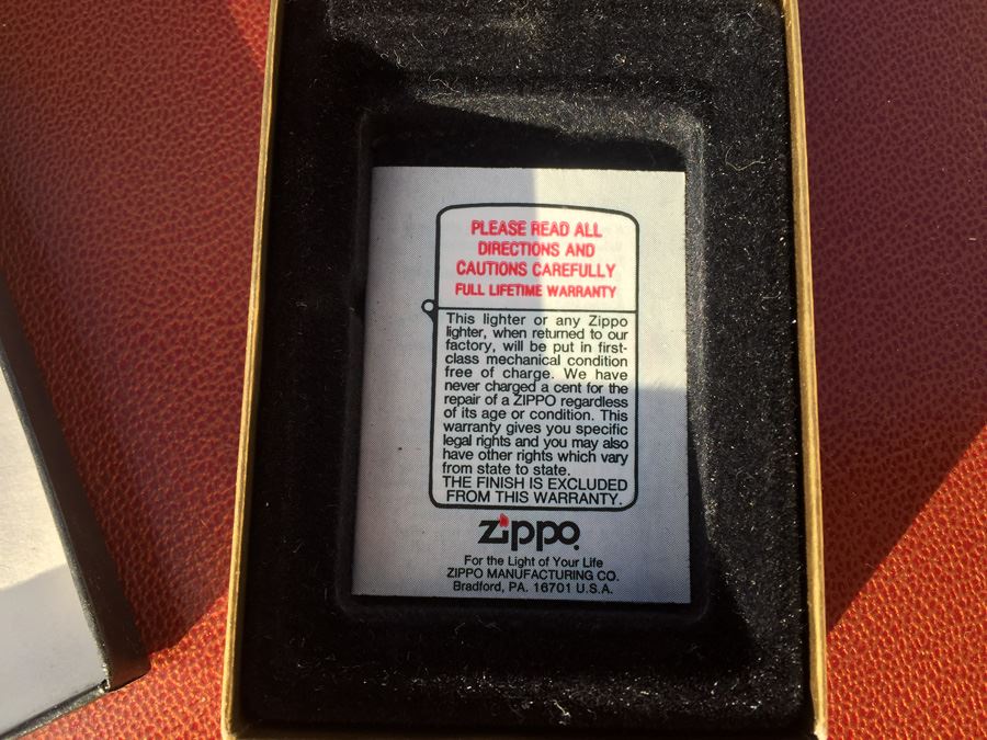 Collectible Brass Marlboro Zippo Lighter Lifetime Warranty [Photo 3]