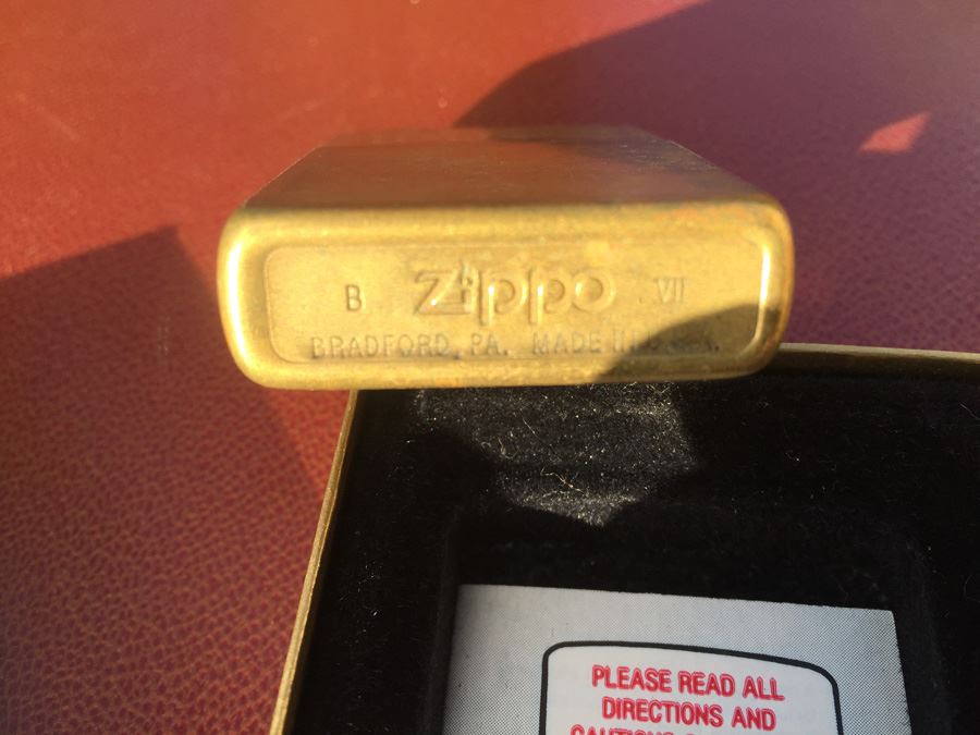 Collectible Brass Marlboro Zippo Lighter Lifetime Warranty [Photo 6]