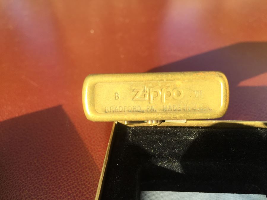 Collectible Brass Marlboro Zippo Lighter Lifetime Warranty [Photo 7]