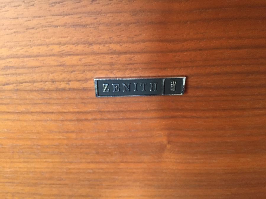 Mid-Century Stereo Console Cabinet Gutted Credenza [Photo 9]