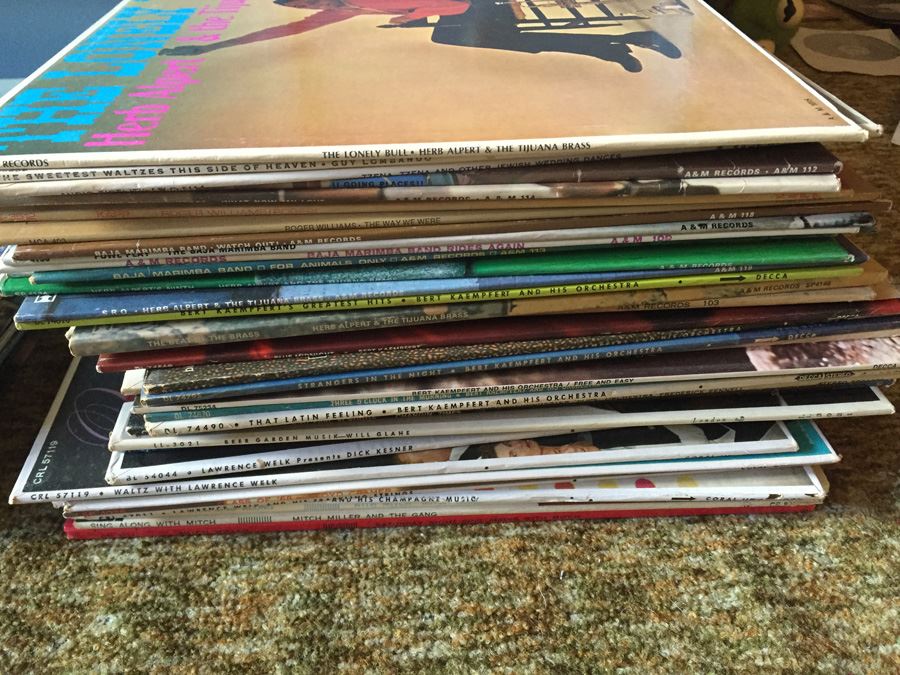 Huge LP 33 Vinyl Record Lot (Does Not Include Chest) [Photo 8]