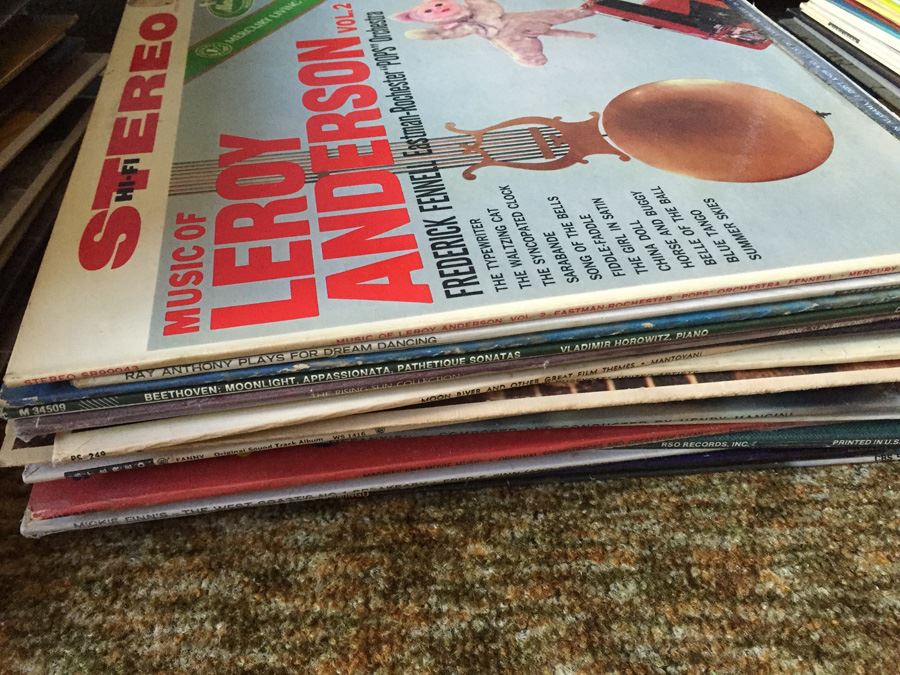 Huge LP 33 Vinyl Record Lot (Does Not Include Chest) [Photo 9]