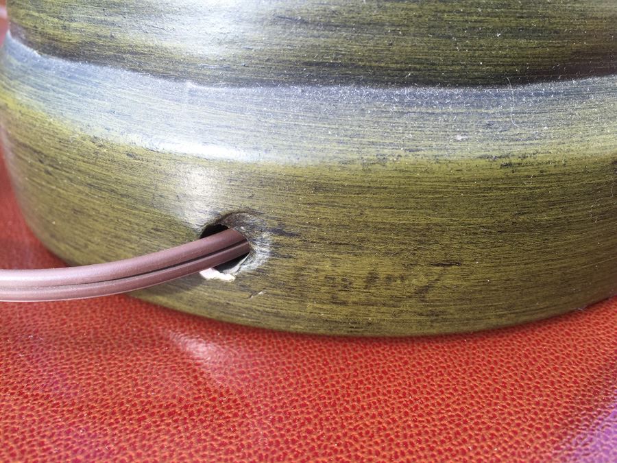 Green Mid-Century Lamp [Photo 5]