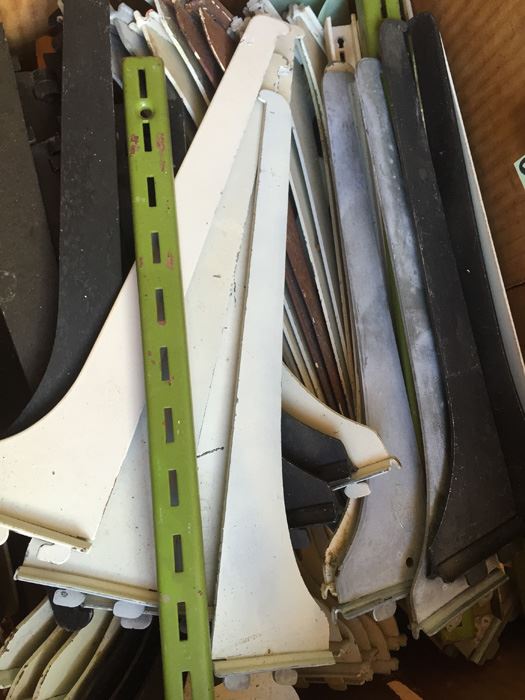 Metal Wall Unit Lot [Photo 5]