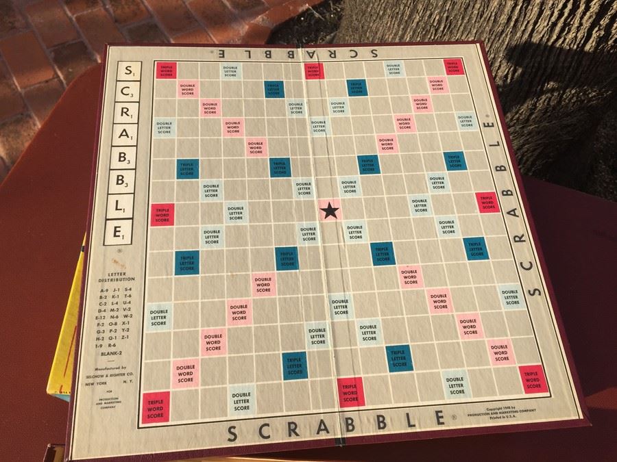 Board Game Lot [Photo 7]