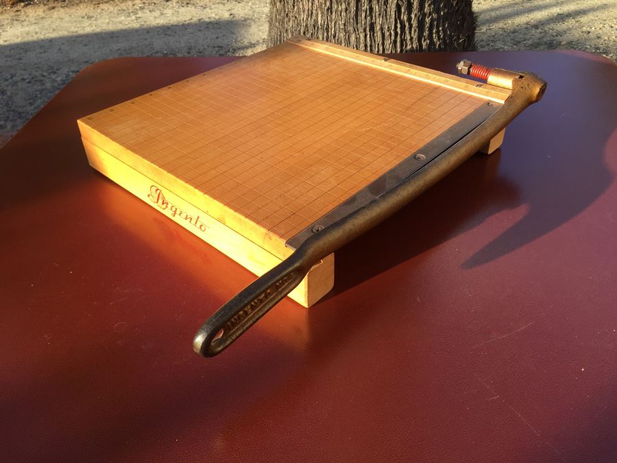 Vintage Wood Metal Ingento No. 4 Paper Cutter 12' x 12' [Photo 3]