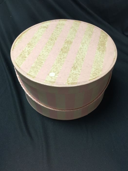 Vintage Russian Made Pot - O - Poht Blue Fur Cossack Cap With Hat Box [Photo 4]