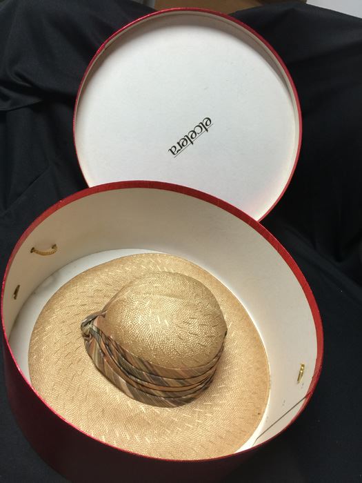 Vintage Whittall & Shon Hat With Box [Photo 4]