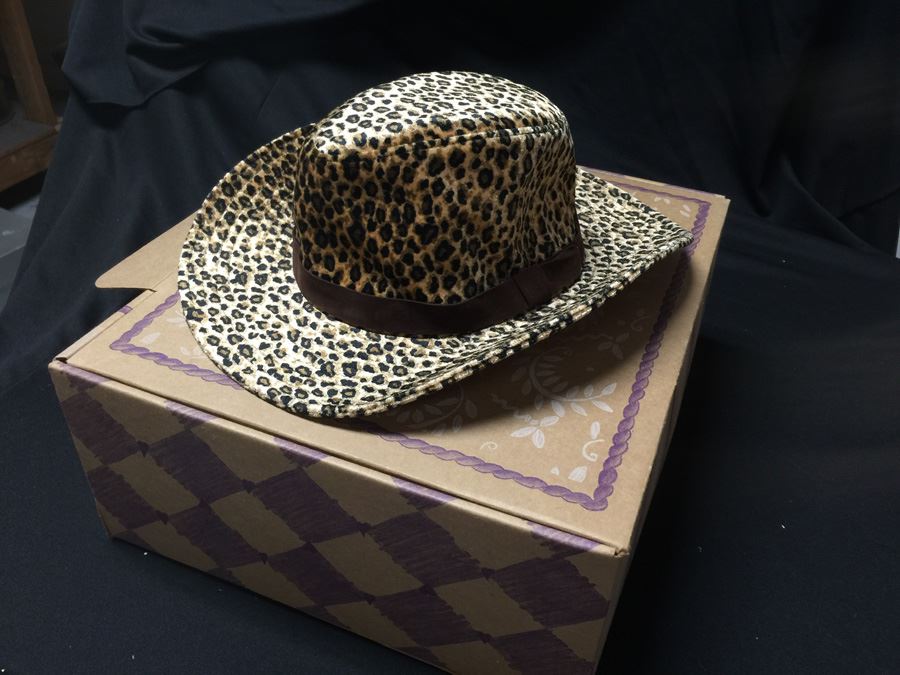 Leopard Pattern Western Hat [Photo 3]